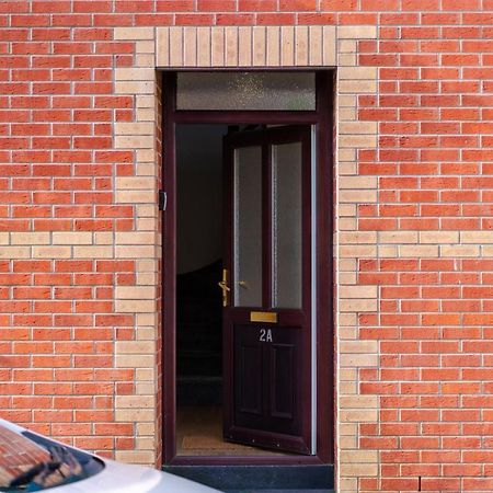 Stayright- 2 Bedroom House, Centrally Located & Close Walk To City Centre Cardiff Kültér fotó