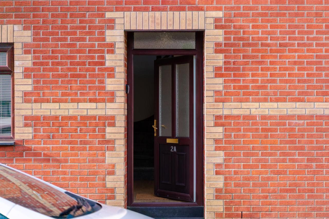 Stayright- 2 Bedroom House, Centrally Located & Close Walk To City Centre Cardiff Kültér fotó