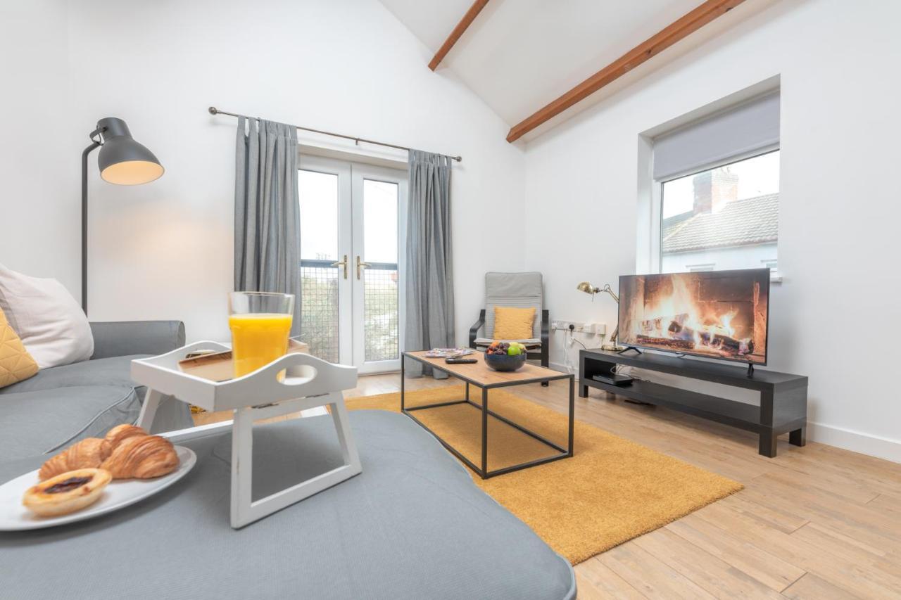 Stayright- 2 Bedroom House, Centrally Located & Close Walk To City Centre Cardiff Kültér fotó