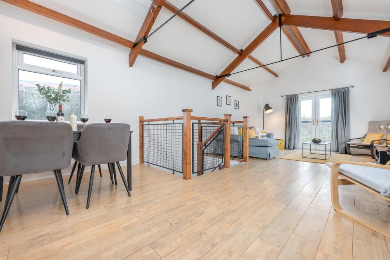 Stayright- 2 Bedroom House, Centrally Located & Close Walk To City Centre Cardiff Kültér fotó