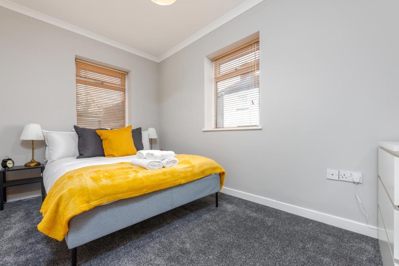 Stayright- 2 Bedroom House, Centrally Located & Close Walk To City Centre Cardiff Kültér fotó